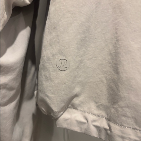 Lululemon Effortless Jacket - Picture 12 of 13